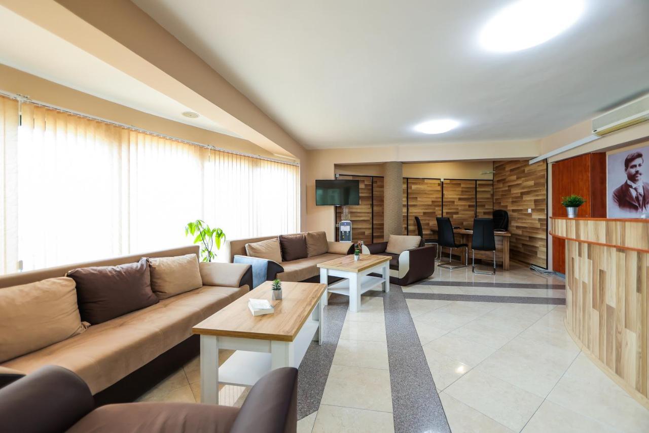 Family Hotel Gotse Delchev Extérieur photo