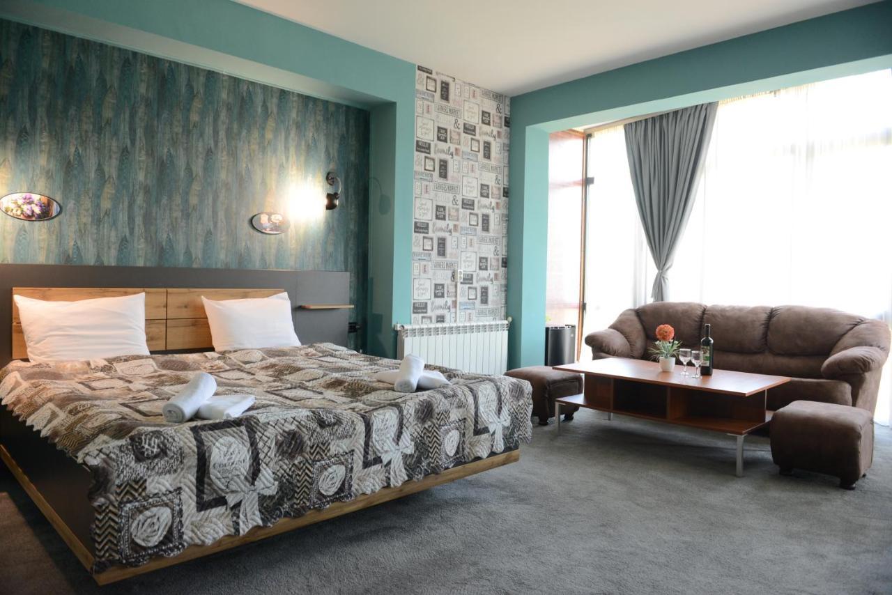 Family Hotel Gotse Delchev Extérieur photo