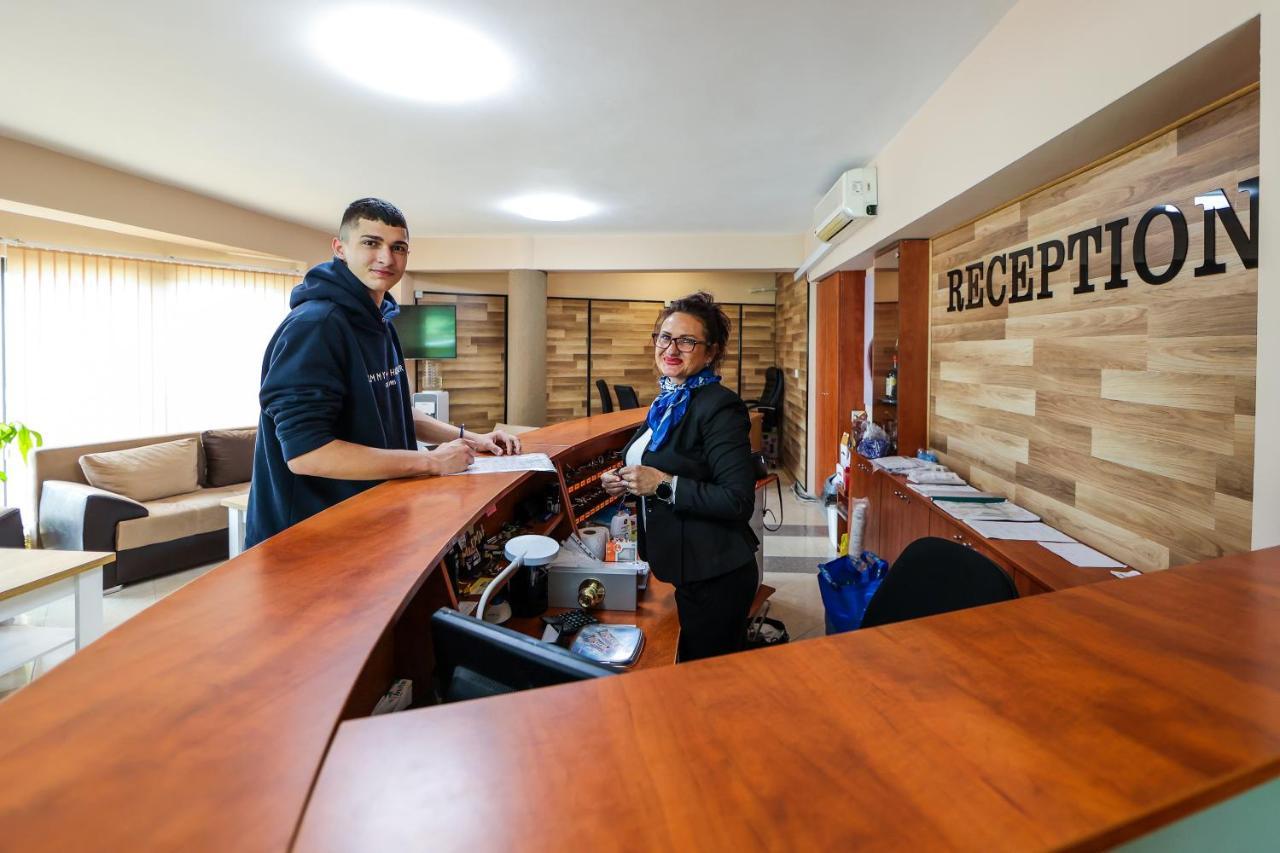 Family Hotel Gotse Delchev Extérieur photo